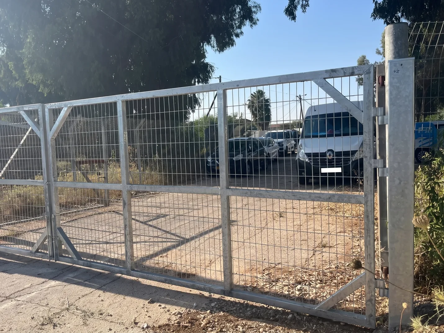 שער רשת מגולוון שהתקנו